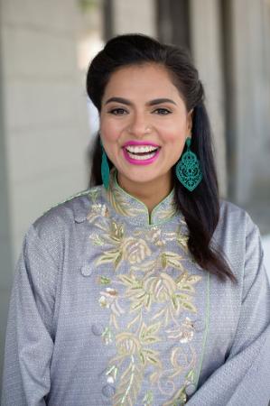 Chef Maneet Chauhan Headshot.