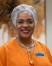 Therese Willis Headshot